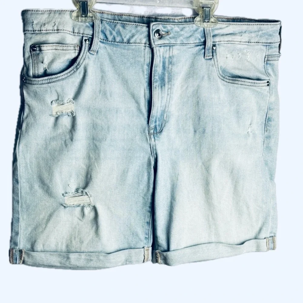 Celebrity Pink - Cuffed Light Wash Distressed Jean Shorts